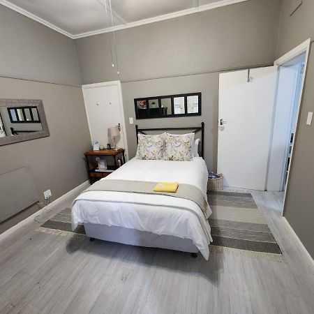 Peony Luxury Room With Wifi And Own Entrance Stellenbosch Ngoại thất bức ảnh