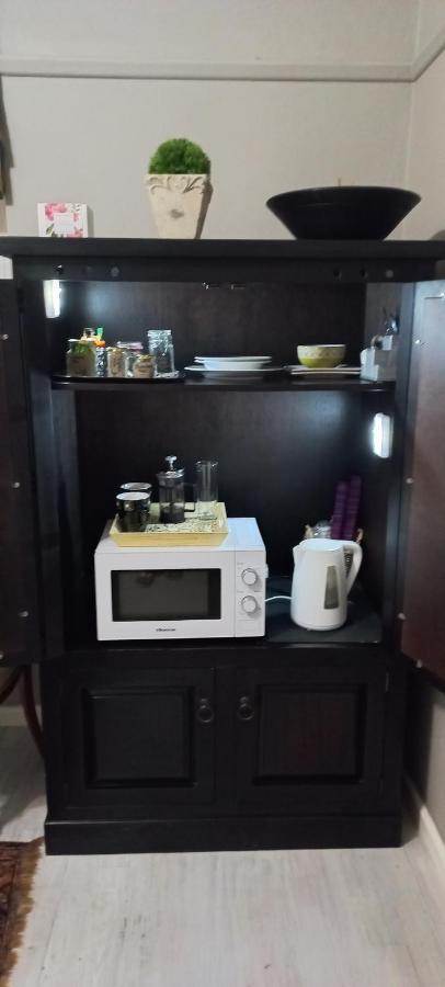 Peony Luxury Room With Wifi And Own Entrance Stellenbosch Ngoại thất bức ảnh