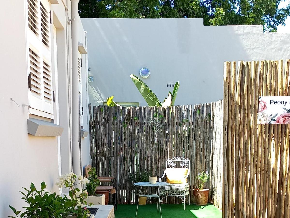 Peony Luxury Room With Wifi And Own Entrance Stellenbosch Ngoại thất bức ảnh
